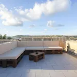 Getawaynpetto Private Duplex Maisonette With Jacuzzi Hot Tub Mgarr