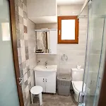Getawaynpetto Private Duplex Maisonette With Jacuzzi Hot Tub Mgarr