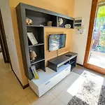 Getawaynpetto Private Duplex Maisonette With Jacuzzi Hot Tub