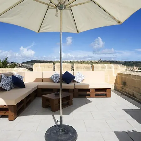 Getawaynpetto Private Duplex Maisonette With Jacuzzi Hot Tub בית נופש *