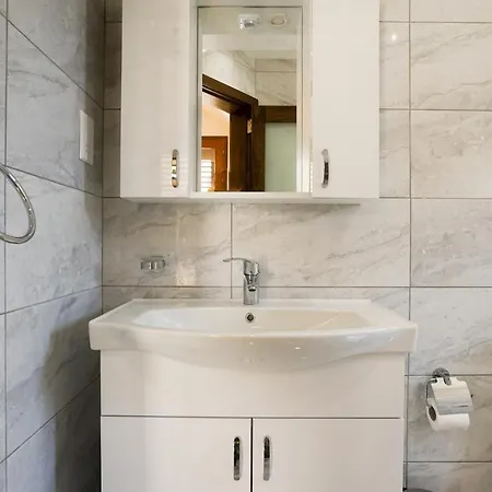 Getawaynpetto Private Duplex Maisonette With Jacuzzi Hot Tub בית נופש *